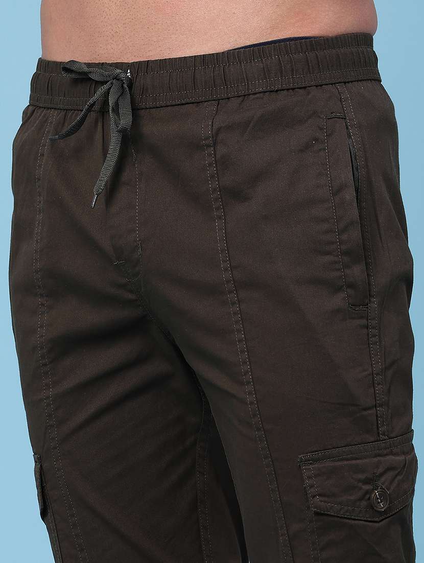 Men Solid Mid Rise Regular Fit Cargo Pant - 22472191 -  Standard Image - 1