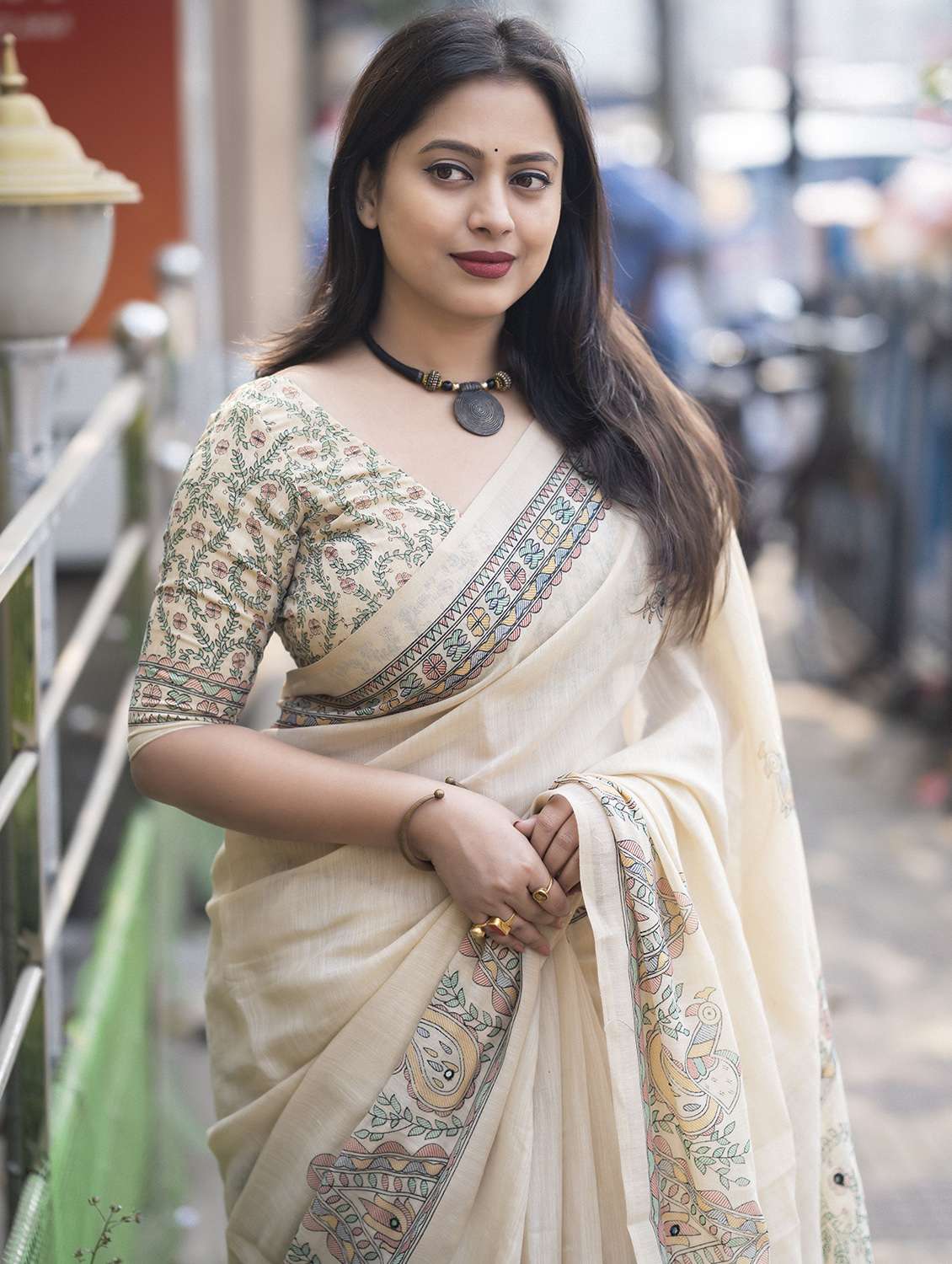 women printed casual wear saree with blouse - 22472628 -  Standard Image - 1