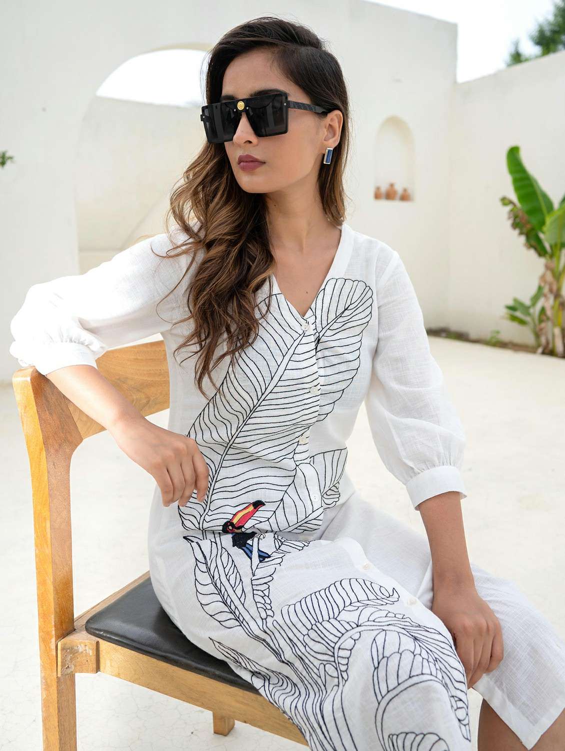 women  white cotton straight kurta - 22473124 -  Standard Image - 1