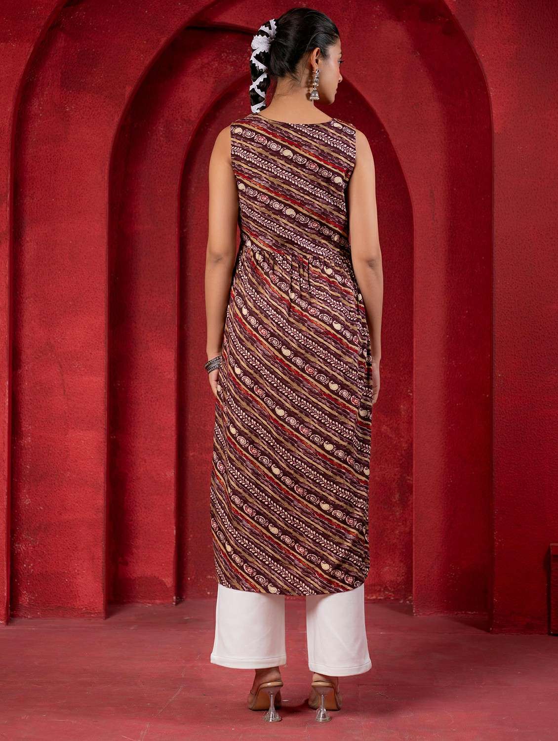 women multi viscose flared kurta - 22473127 -  Standard Image - 4