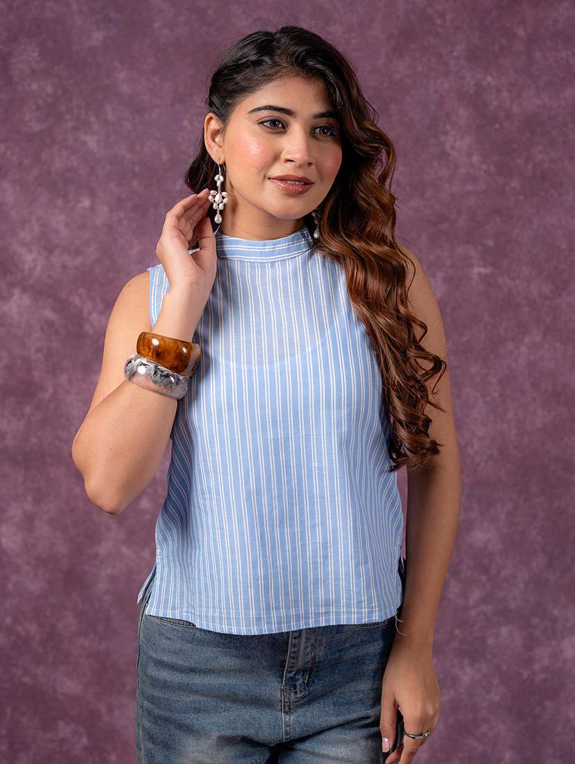 women striped sleeveless top