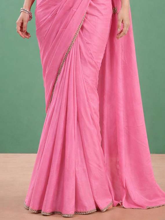 women solid with bordered saree with blouse - 22473309 -  Standard Image - 1