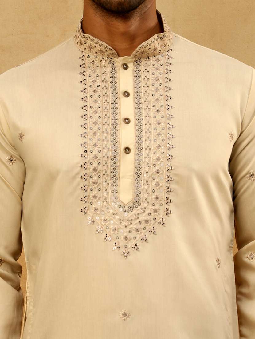 Men Embroidered Long Sleeve Straight Kurta - 22477006 -  Standard Image - 1