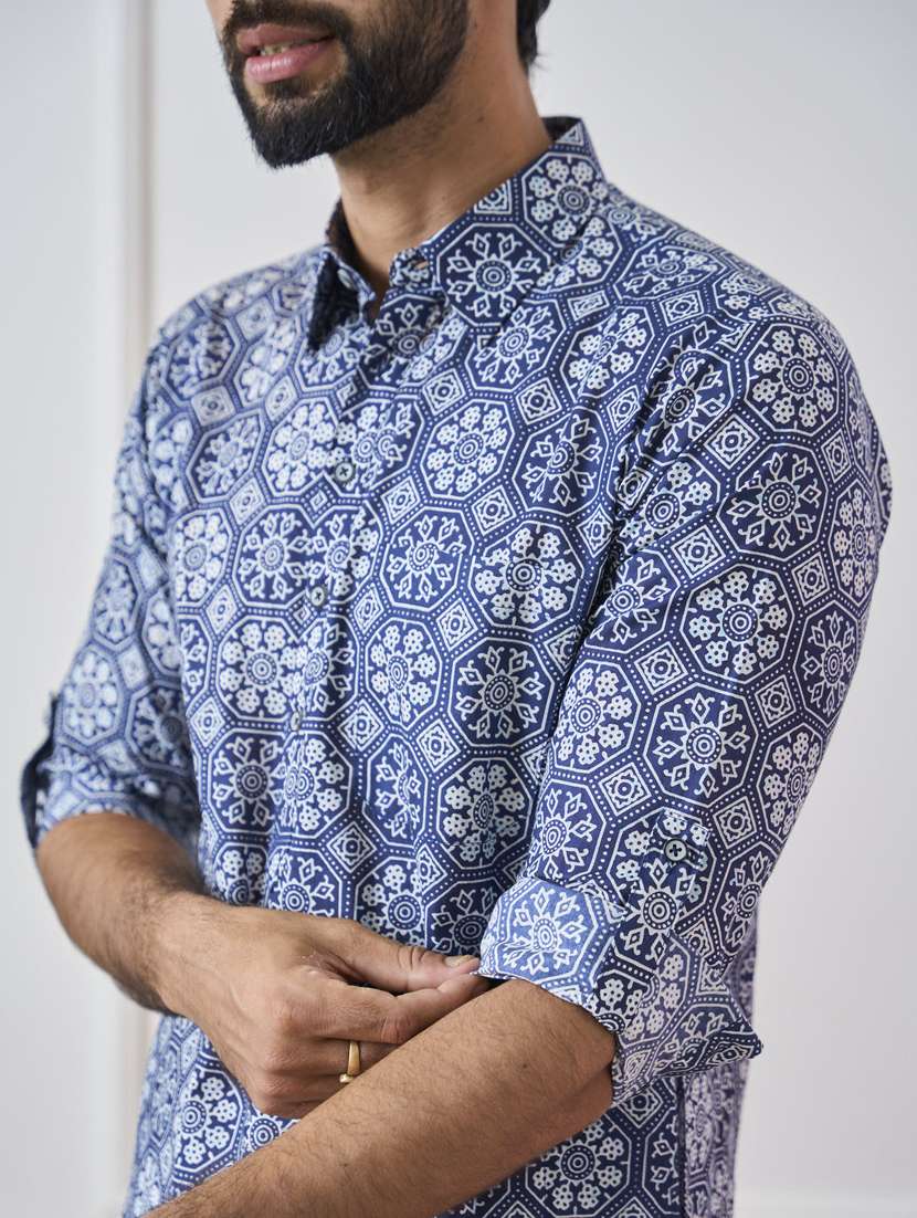 Men Printed Long Sleeve Pathani Kurta Salwar Set - 22481052 -  Standard Image - 1