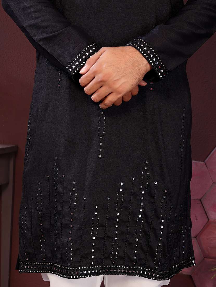men solid with work mandarin neck long kurta - 22481562 -  Standard Image - 4