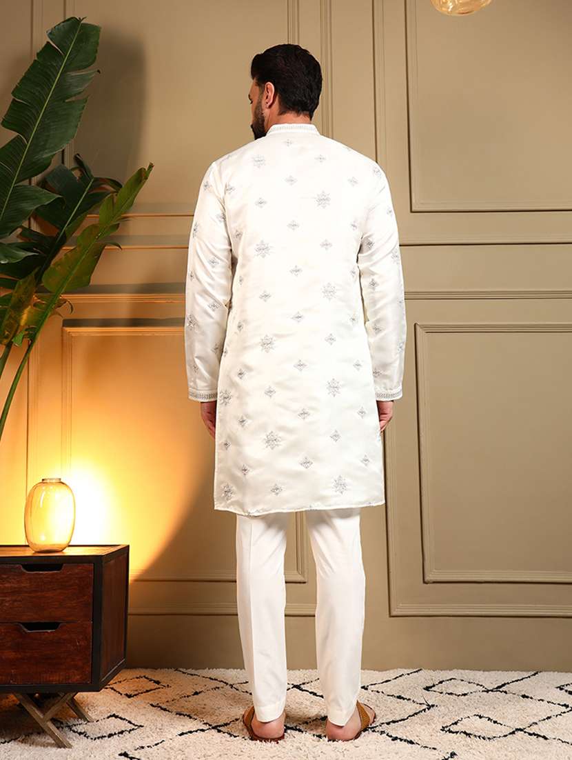 men solid with work mandarin neck long kurta - 22481626 -  Standard Image - 4