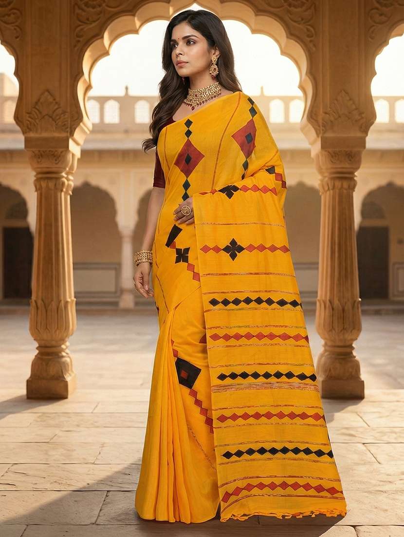 Women Solid With Work Handloom Saree - 22481765 -  Standard Image - 1