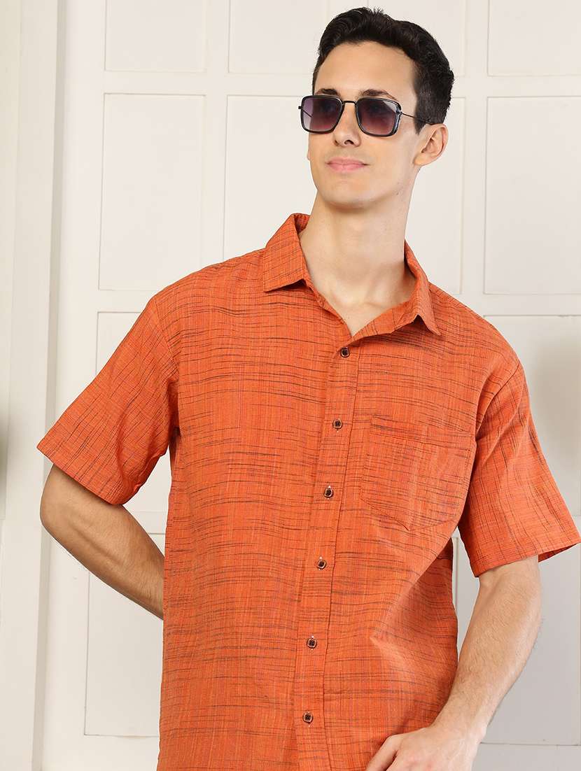 men self design short sleeve regular fit casual shirt