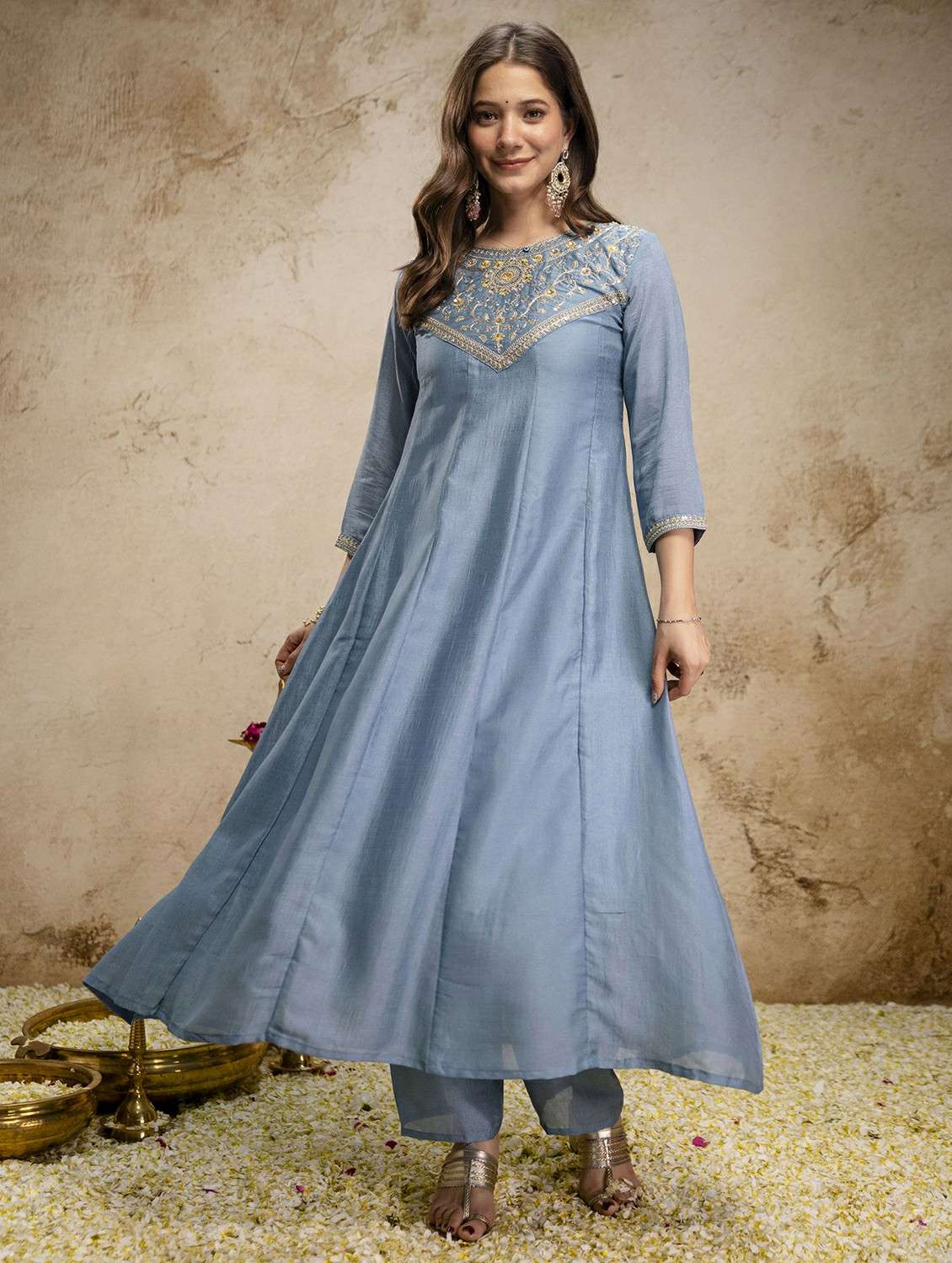 women solid with work three quarter sleeve kurta pant with dupatta set - 22486298 -  Standard Image - 4