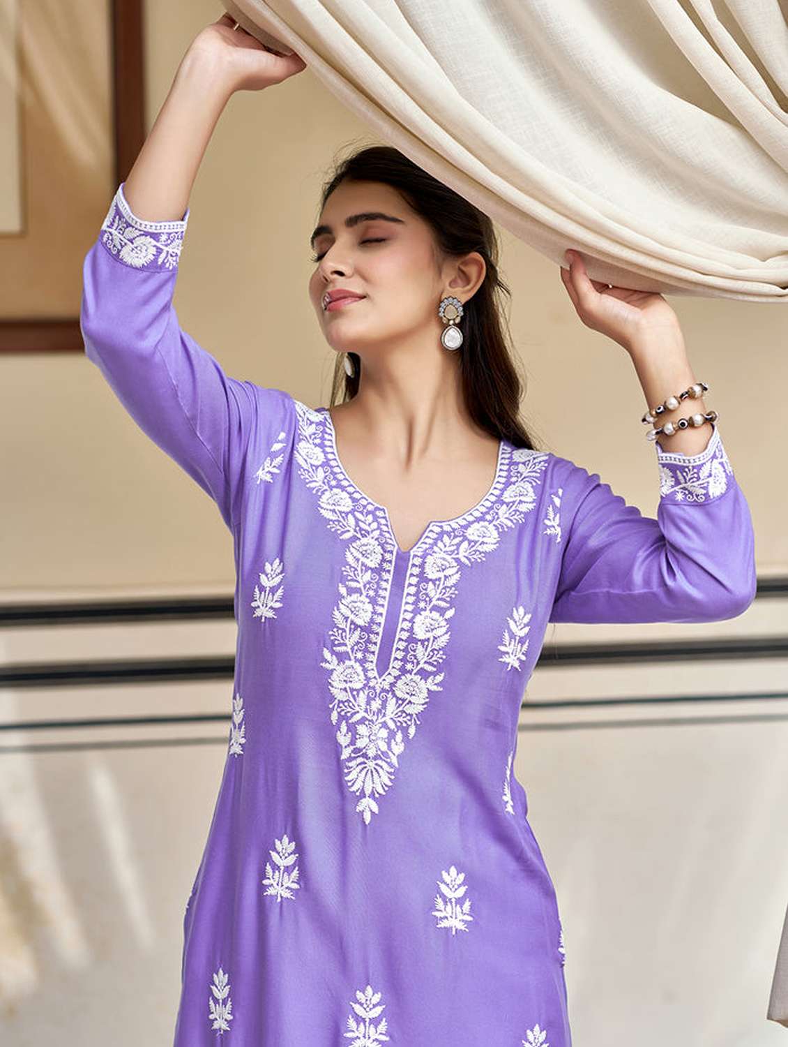 women embroidered notch neck kurta and pant set - 22486305 -  Standard Image - 1