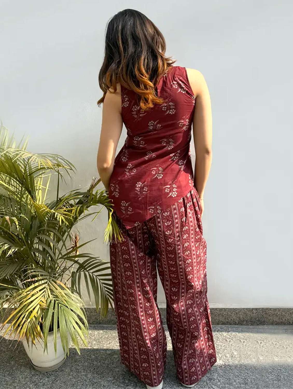women printed sleeveless top and palazzo co-ord set - 22486311 -  Standard Image - 4