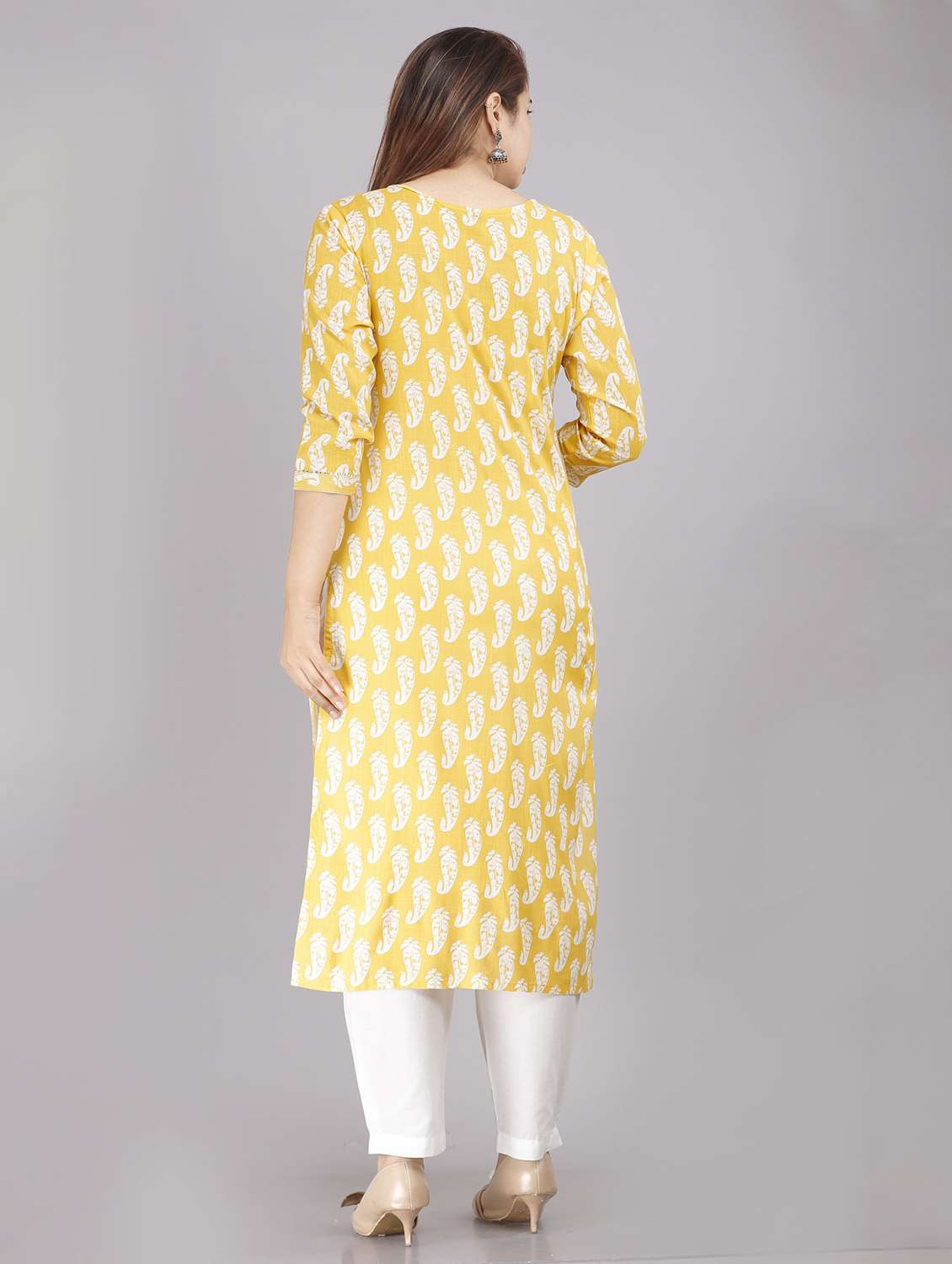 women printed three quarter sleeve straight kurta - 22486892 -  Standard Image - 4