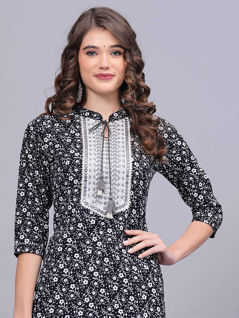 women printed three quarter sleeve straight kurta - 22486893 -  Standard Image - 1