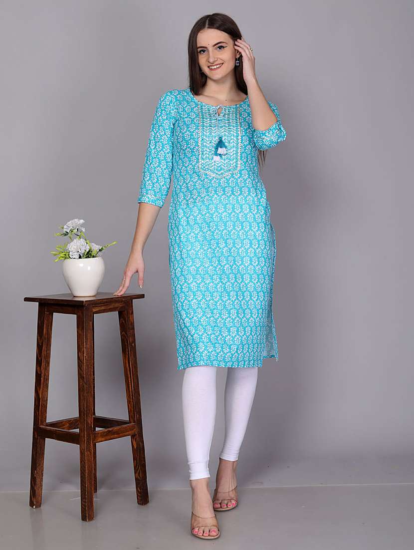 women printed three quarter sleeve straight kurta