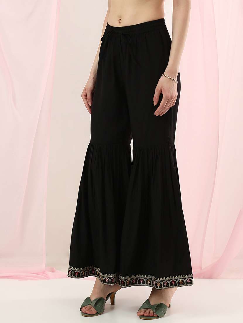 women black kurta pant set ethnic suit - 22486925 -  Standard Image - 4