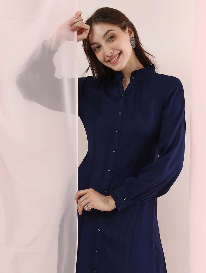 women solid long sleeves a-line kurta - 22486946 -  Standard Image - 1
