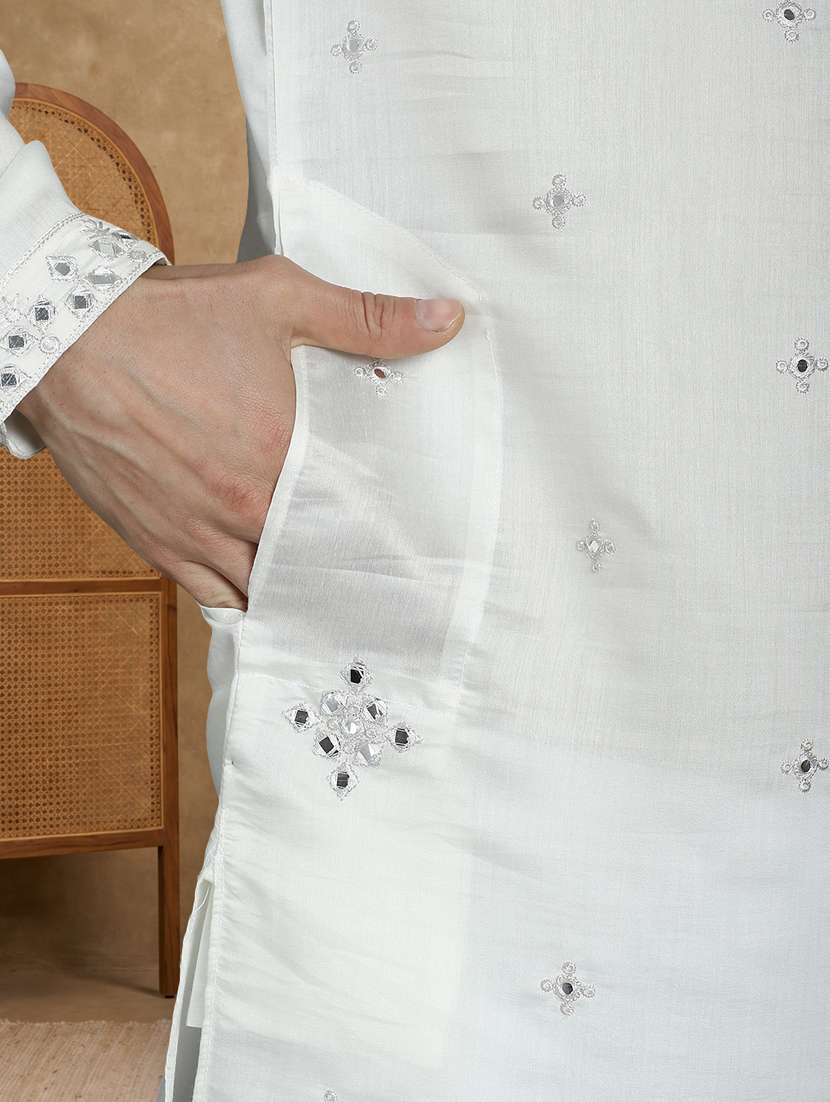 men solid with work mandarin neck long kurta - 22489393 -  Standard Image - 1