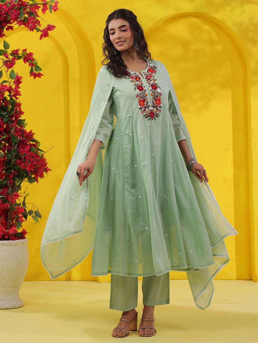 Women Solid With Work Three Quarter Sleeve Kurta Pant With Dupatta Set - 22489433 -  Standard Image - 4