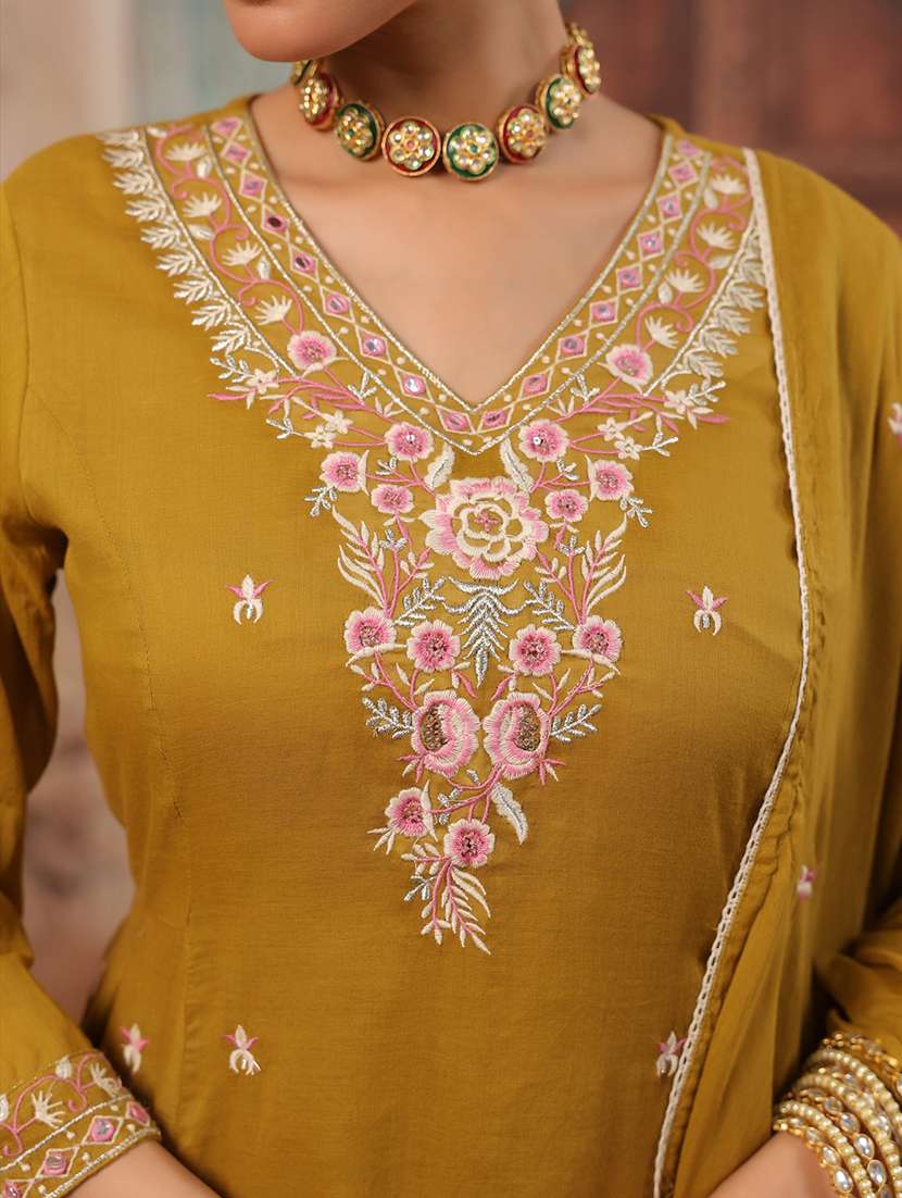 women embroidered three quarter sleeve kurta salwar with dupatta set - 22489443 -  Standard Image - 1
