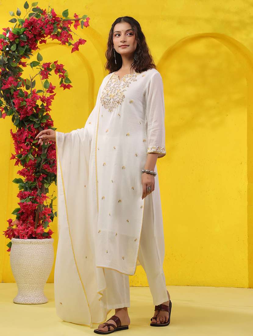 women solid with work three quarter sleeve kurta pant with dupatta set - 22489446 -  Standard Image - 4
