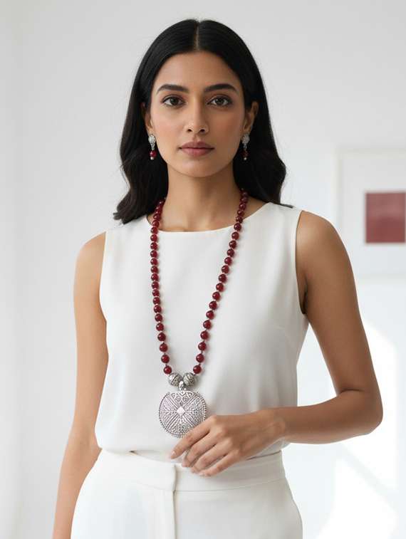 Ethnic Big Pendant Necklace And Earrings Set Red - 22489531 -  Standard Image - 1