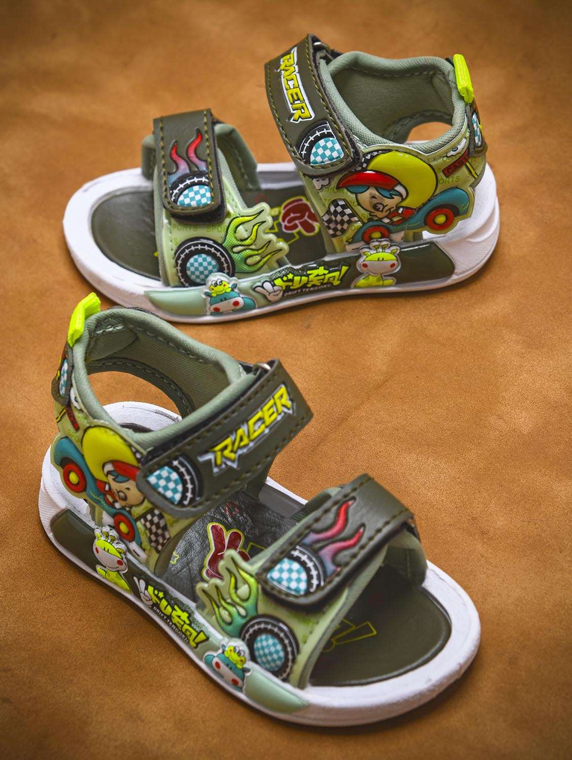 kids green synthetic floater - 22489585 -  Standard Image - 1