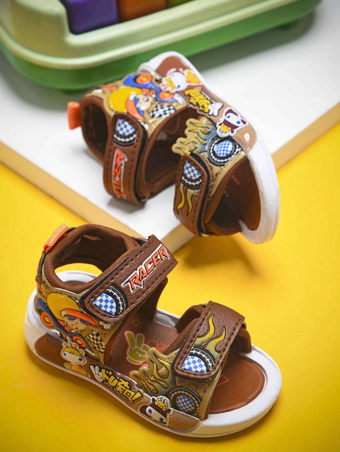 kids brown synthetic floater - 22489587 -  Standard Image - 1