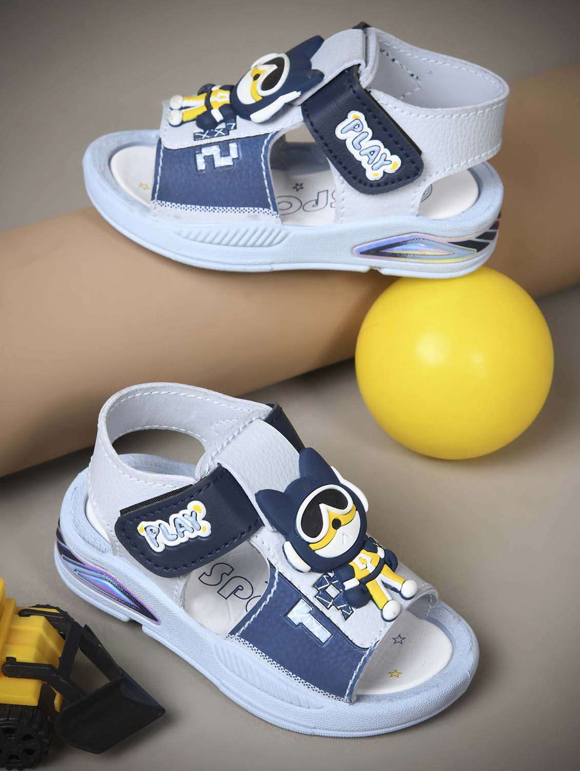 kids blue synthetic floater - 22489622 -  Standard Image - 1