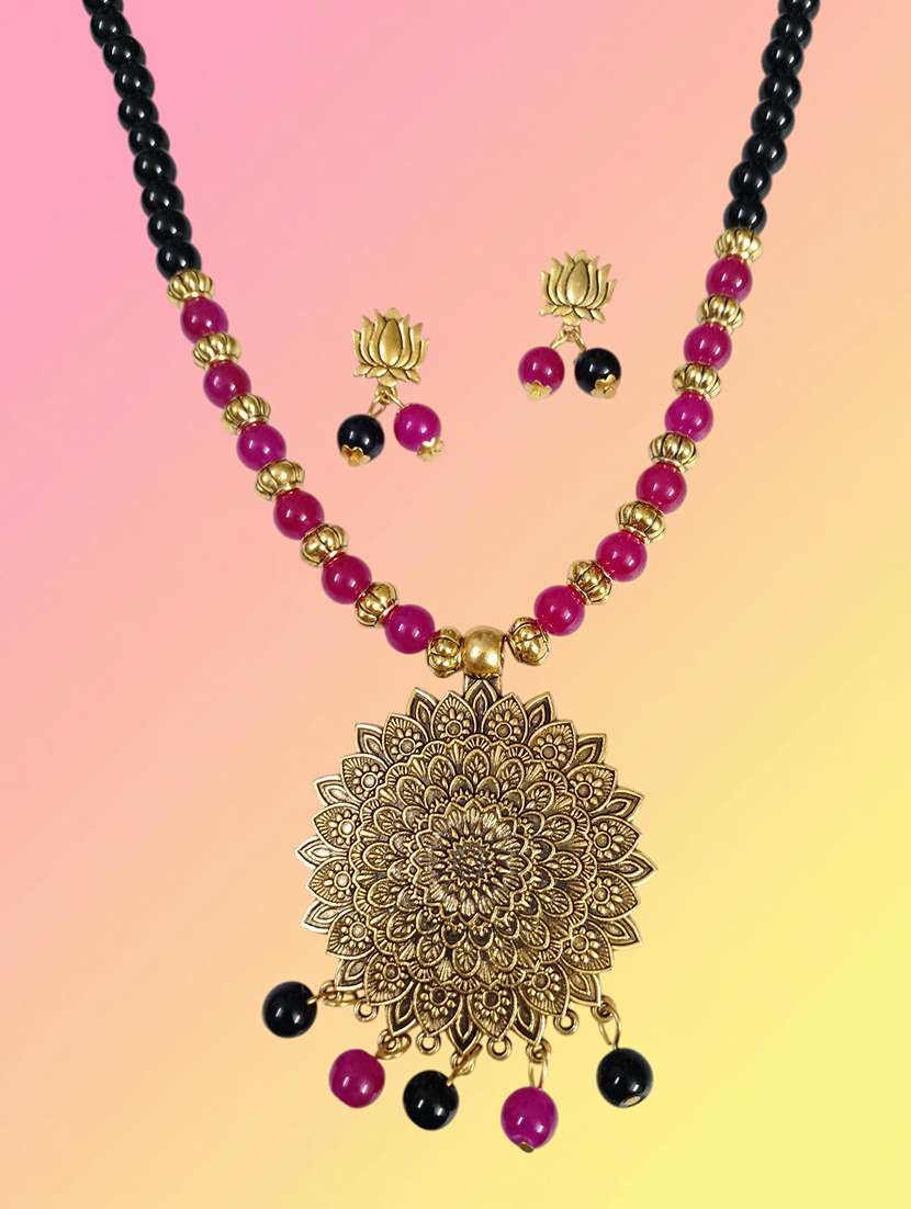 ethnic big pendant necklace set with earrings - black & magenta