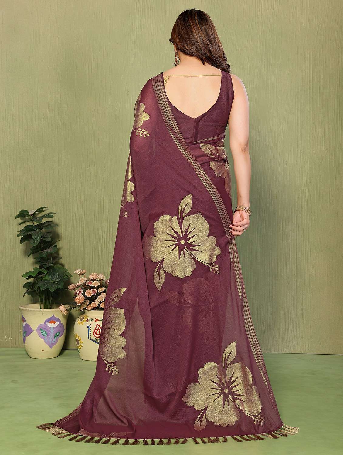 women foil printed saree with blouse - 22489842 -  Standard Image - 4