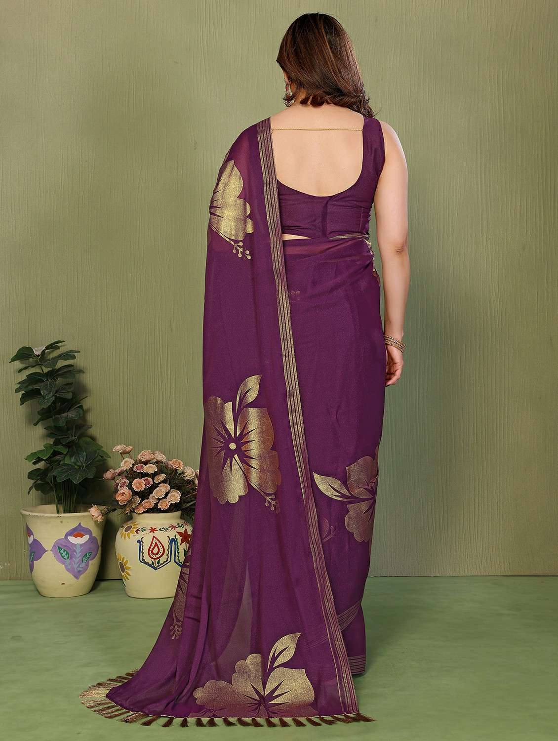 women foil printed saree with blouse - 22489846 -  Standard Image - 4