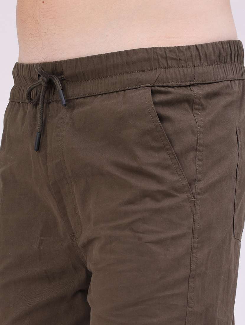 Men Solid Mid Rise Regular Fit Jogger - 22490263 -  Standard Image - 1