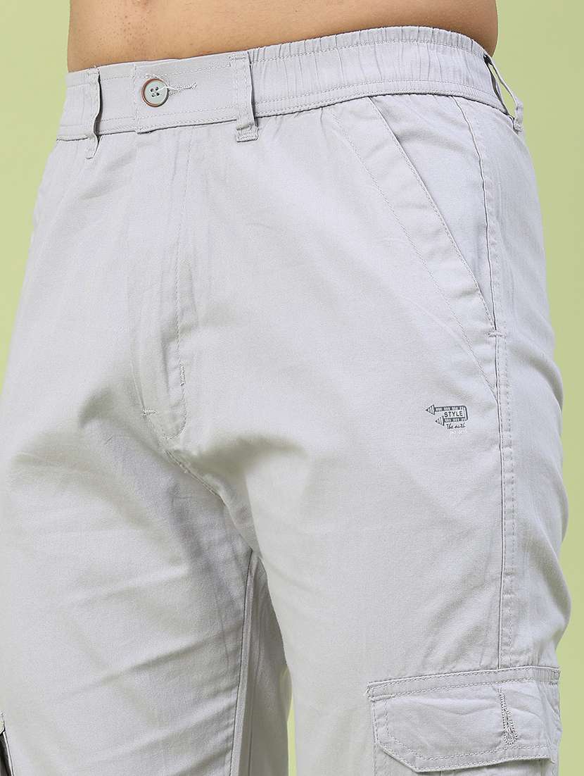 men solid mid rise regular fit cargo  - 22490273 -  Standard Image - 1