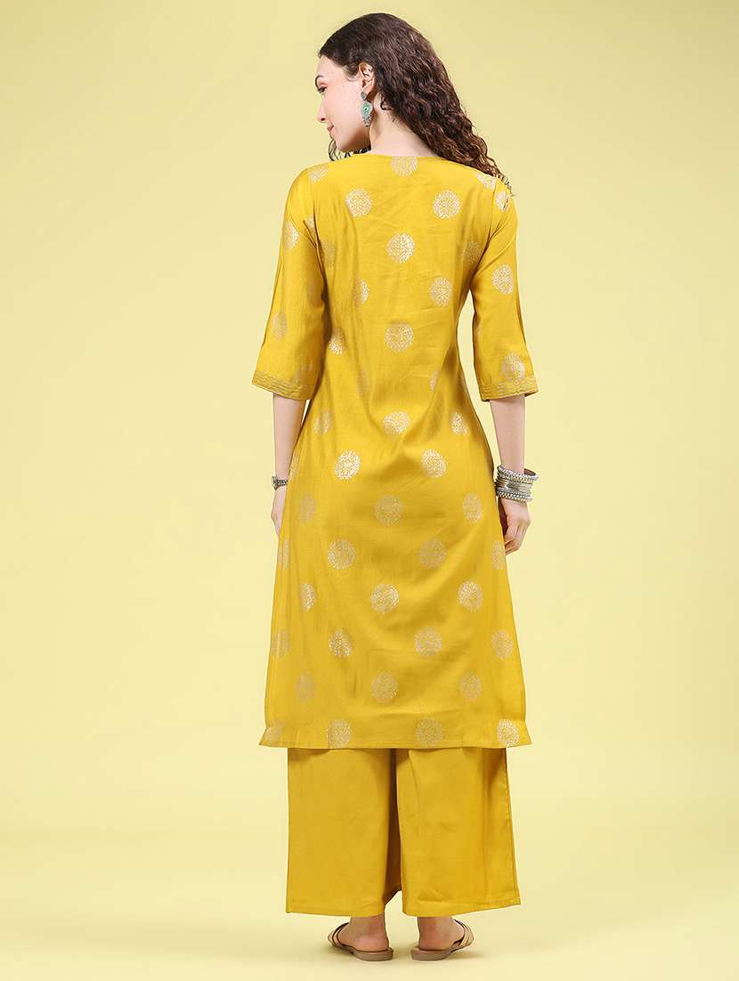 Women Printed Three Quarter Sleeve Kurta Palazzo Set - 22490364 -  Standard Image - 4