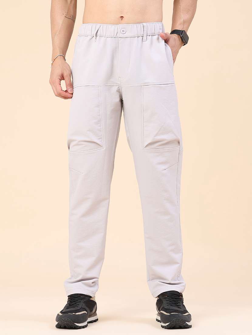 men solid mid rise regular fit cargo 