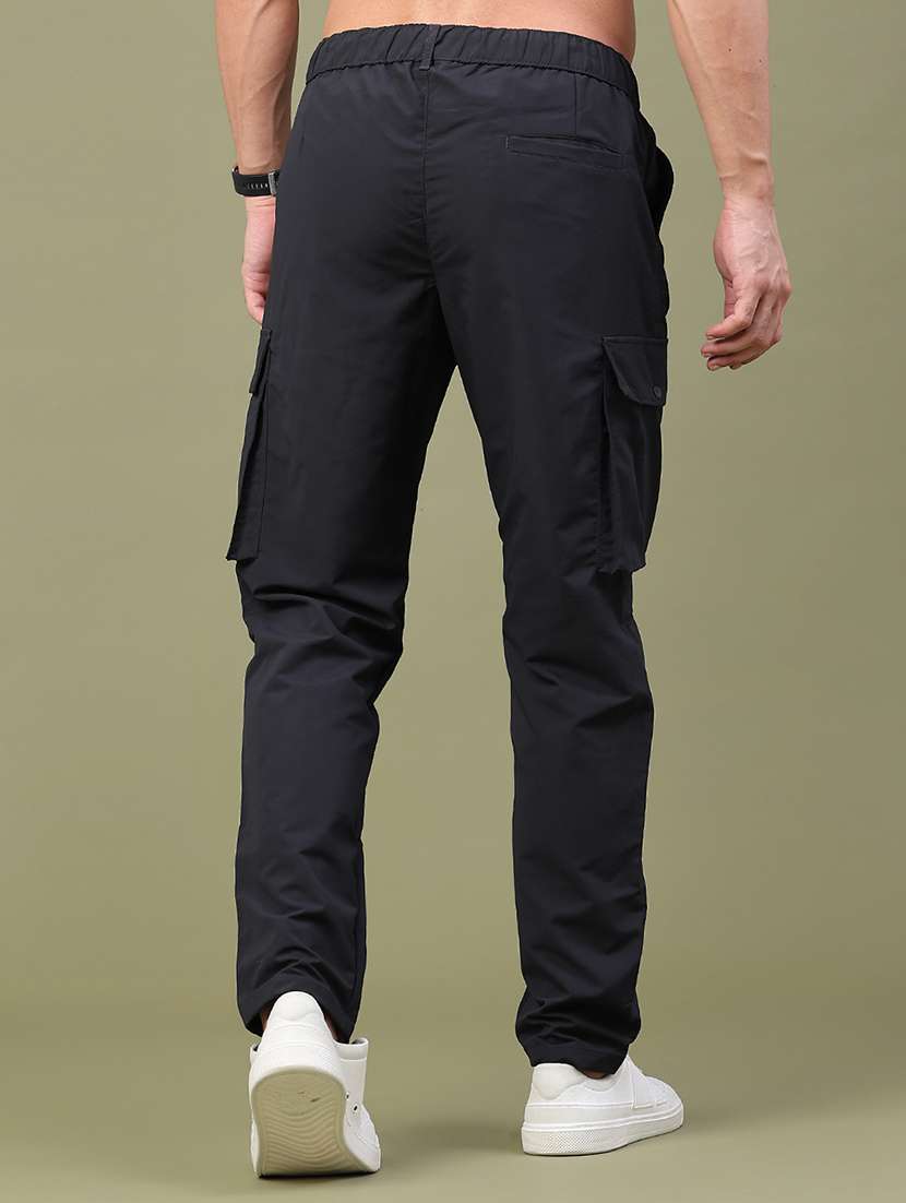 men solid mid rise regular fit cargo  - 22490956 -  Standard Image - 4