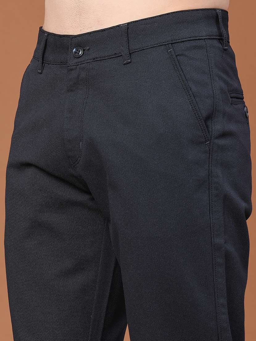 men solid mid rise slim fit chinos - 22491003 -  Standard Image - 1