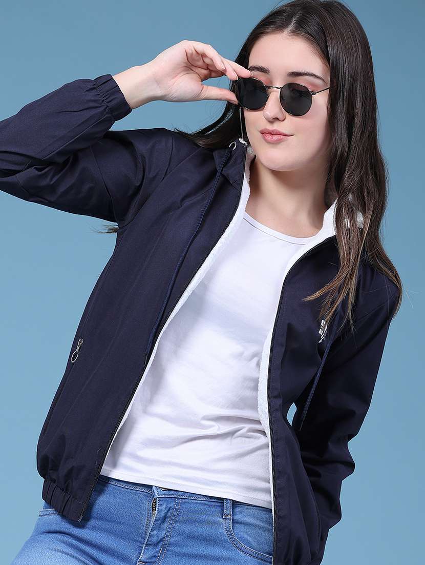 women solid long sleeves regular hooded jacket