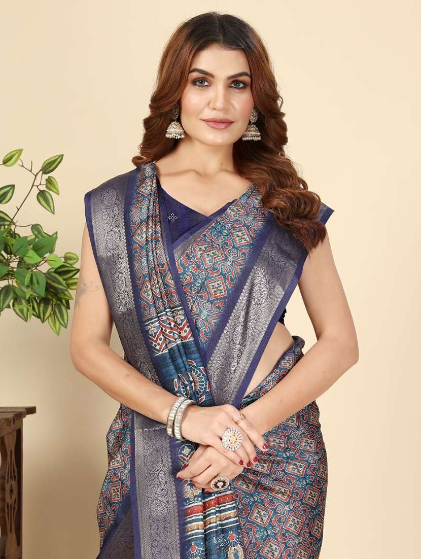 women printed casual wear saree with blouse - 22491925 -  Standard Image - 1