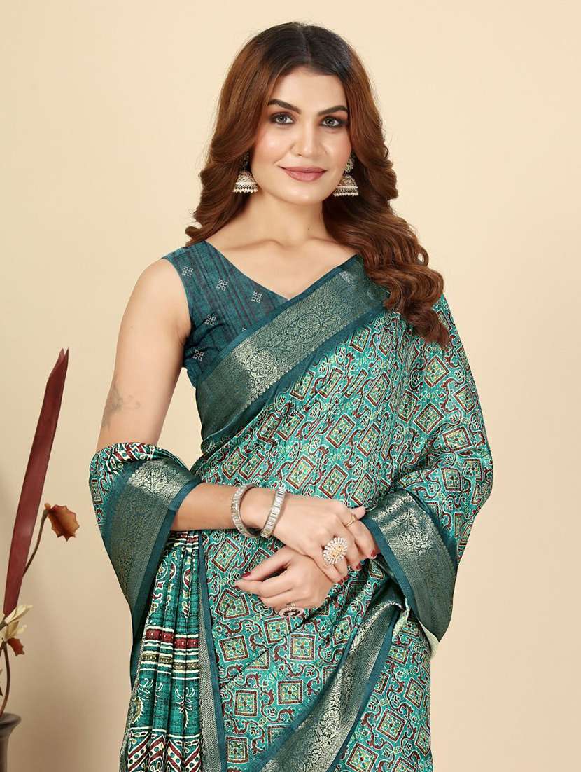 women printed casual wear saree with blouse - 22491928 -  Standard Image - 1