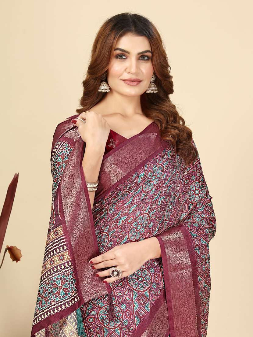 women printed casual wear saree with blouse - 22491942 -  Standard Image - 1