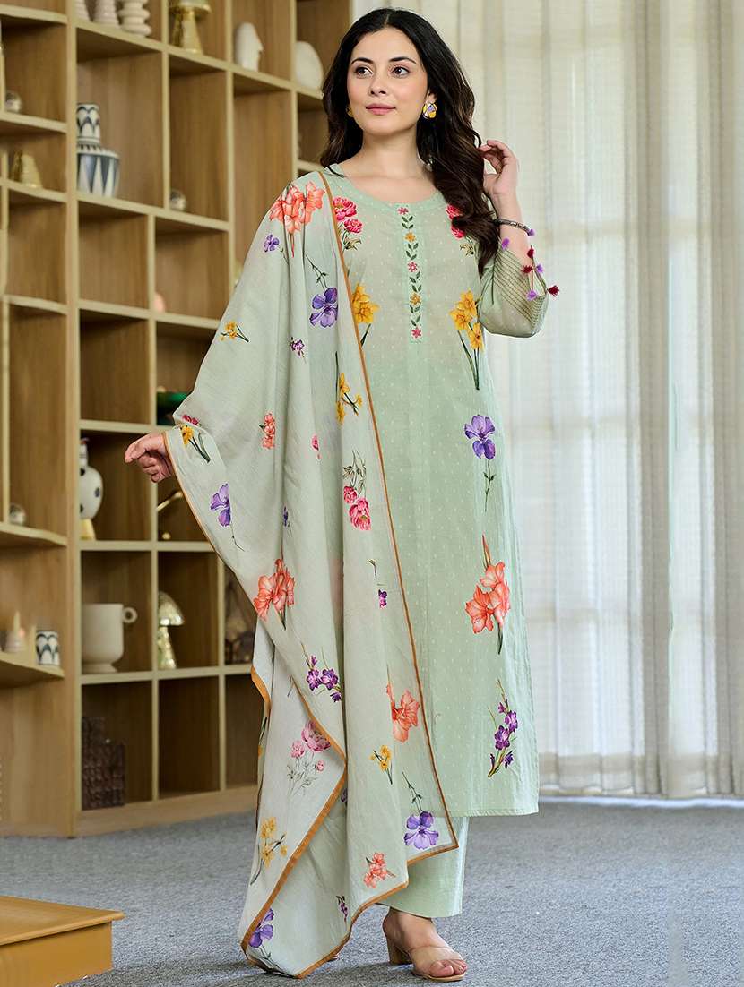 Women Floral Round Neck Kurta Pant With Dupatta Set - 22494836 -  Standard Image - 1