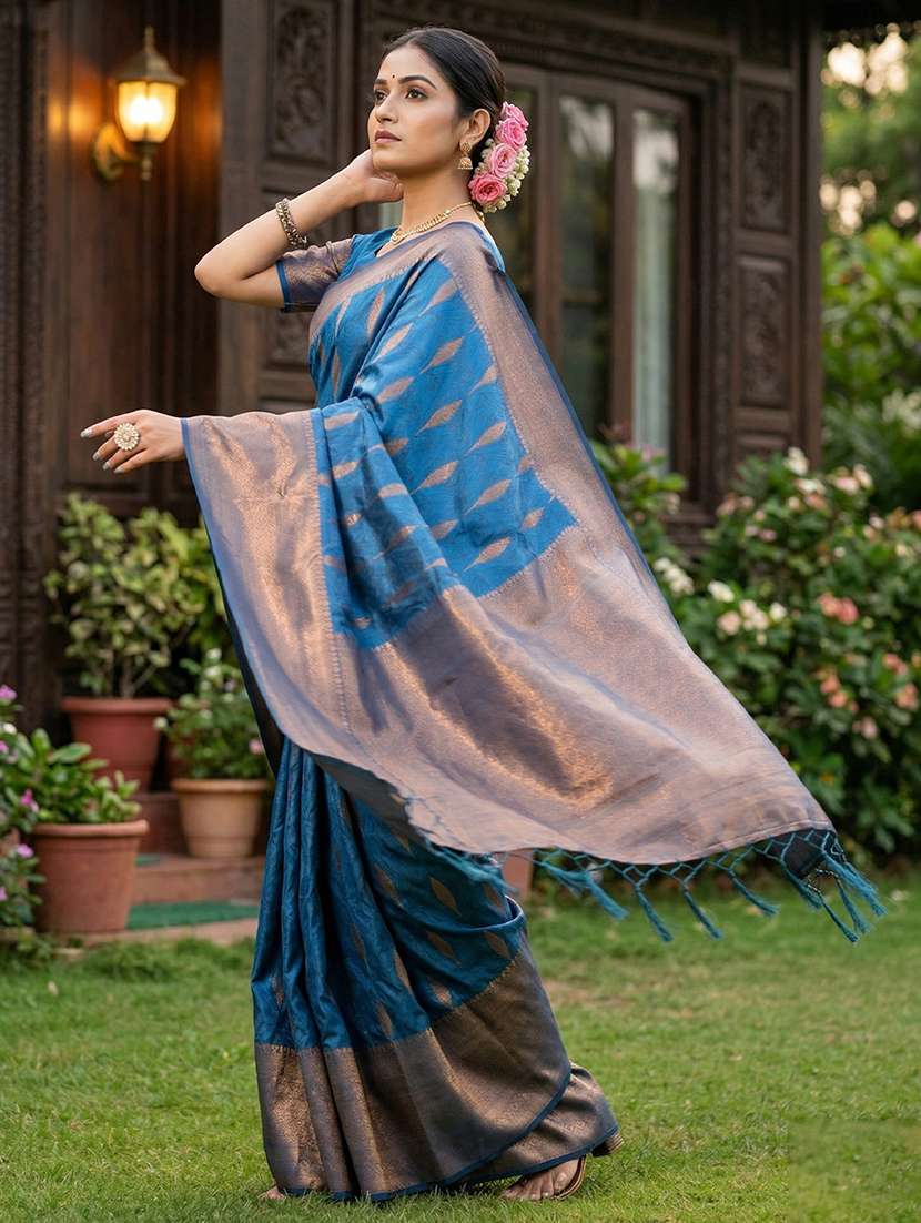 Women Self Design Banarasi Saree With Blouse - 22495245 -  Standard Image - 1