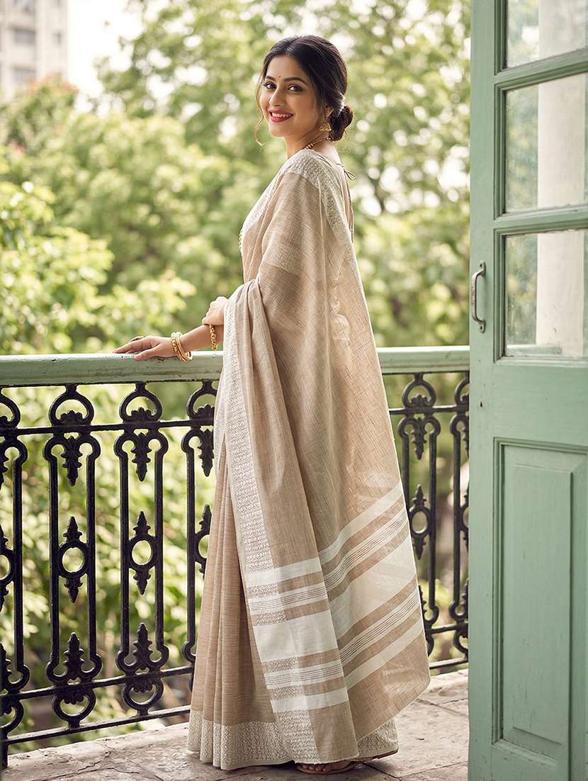 women self design handloom saree with blouse - 22495260 -  Standard Image - 1