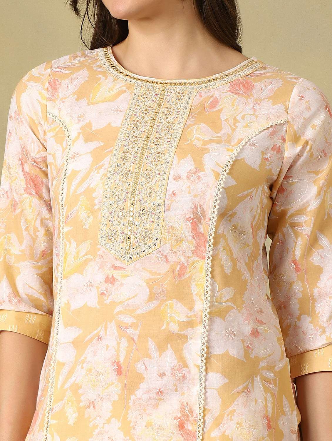 women printed three quarter sleeve kurta pant with dupatta set - 22495497 -  Standard Image - 4