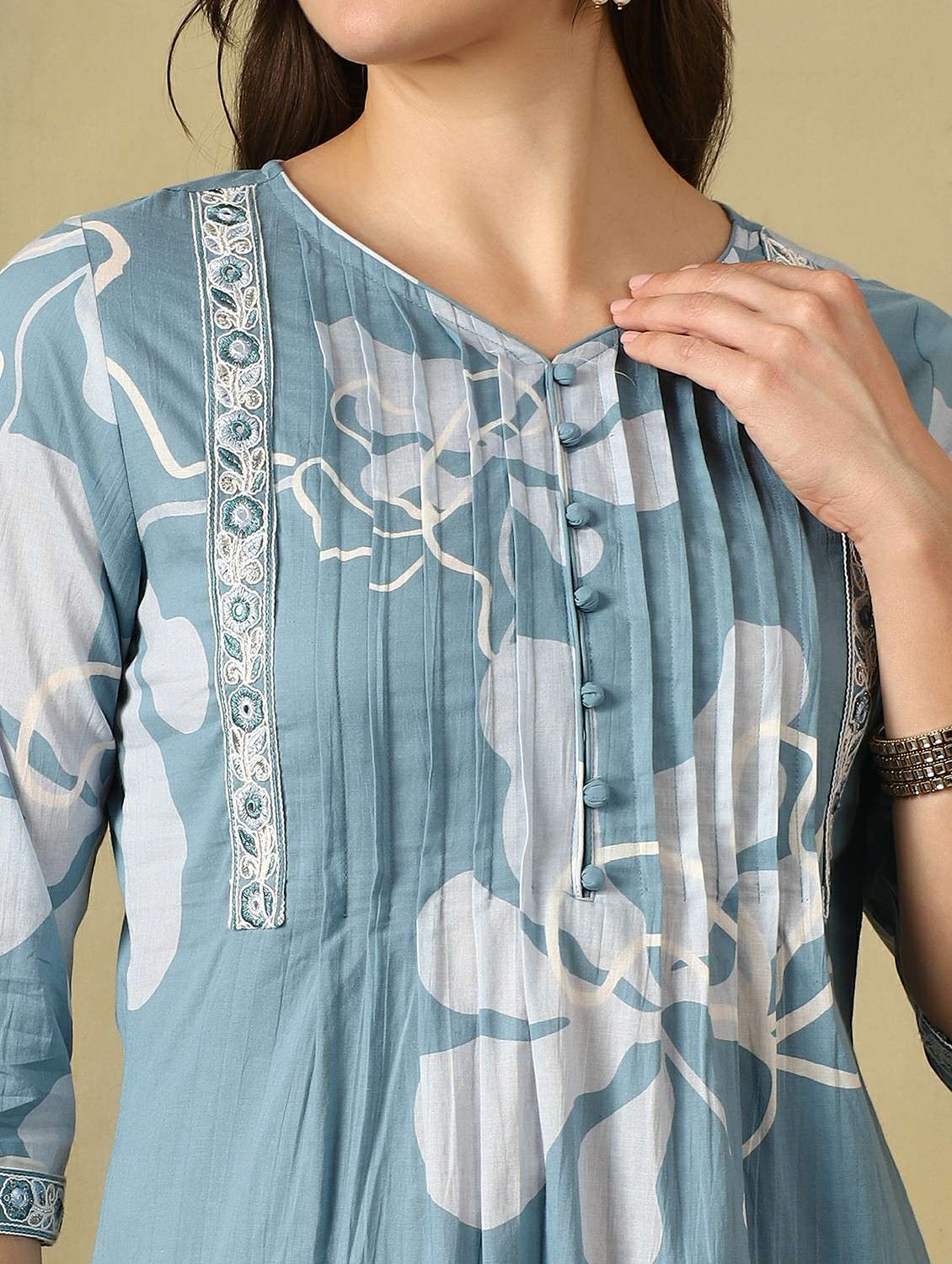 women printed three quarter sleeve kurta pant with dupatta set - 22495503 -  Standard Image - 1