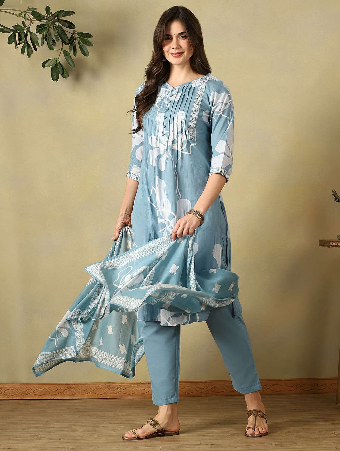 women printed three quarter sleeve kurta pant with dupatta set - 22495503 -  Standard Image - 4