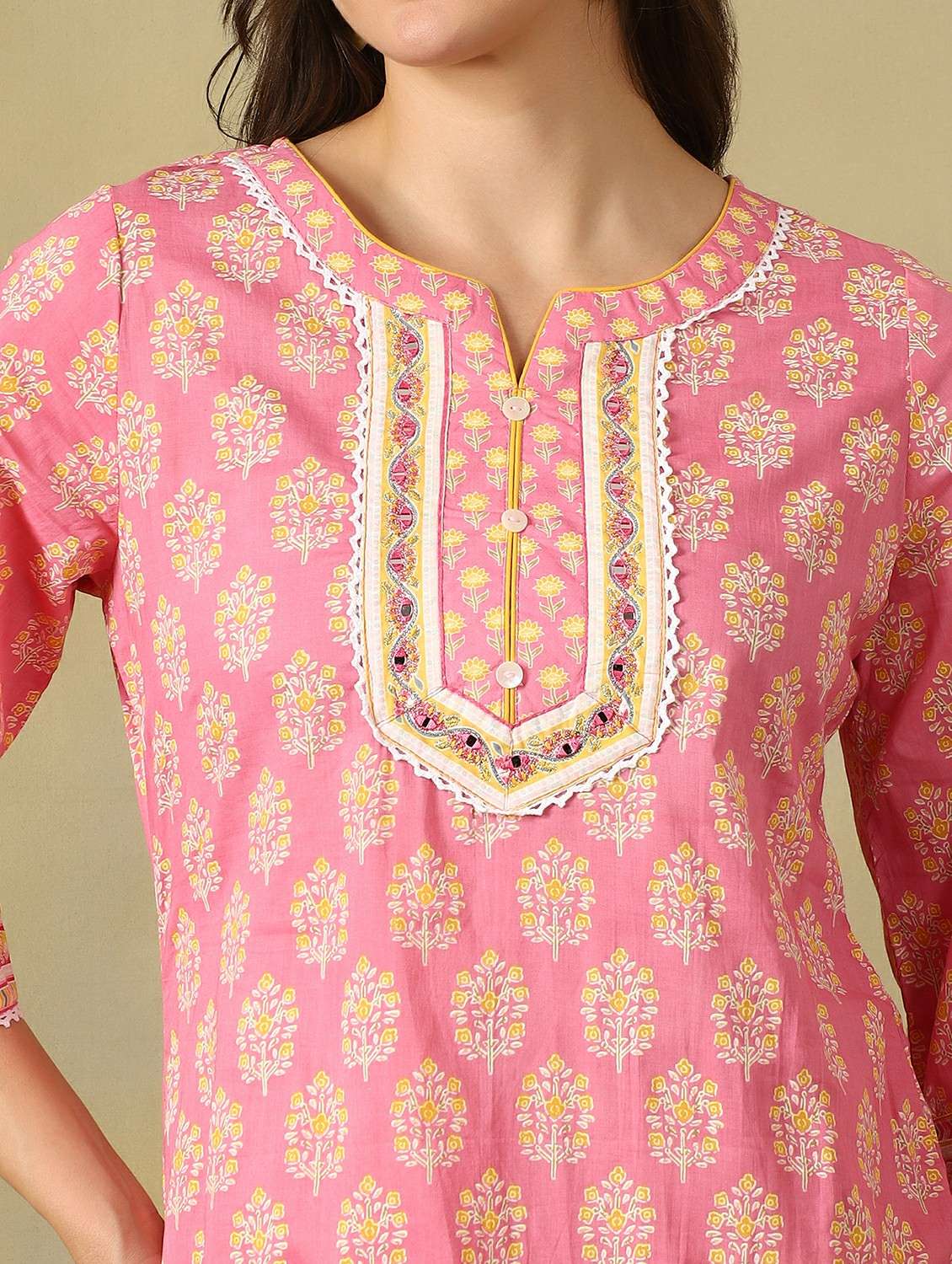 women printed three quarter sleeve kurta pant with dupatta set - 22495507 -  Standard Image - 1