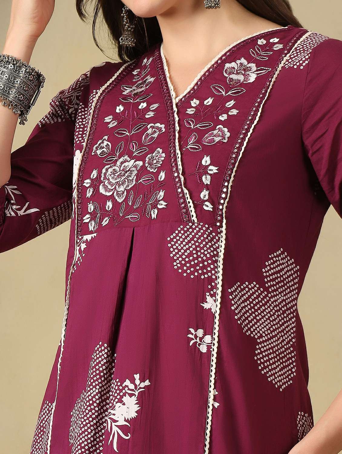 women printed three quarter sleeve kurta pant with dupatta set - 22495521 -  Standard Image - 1