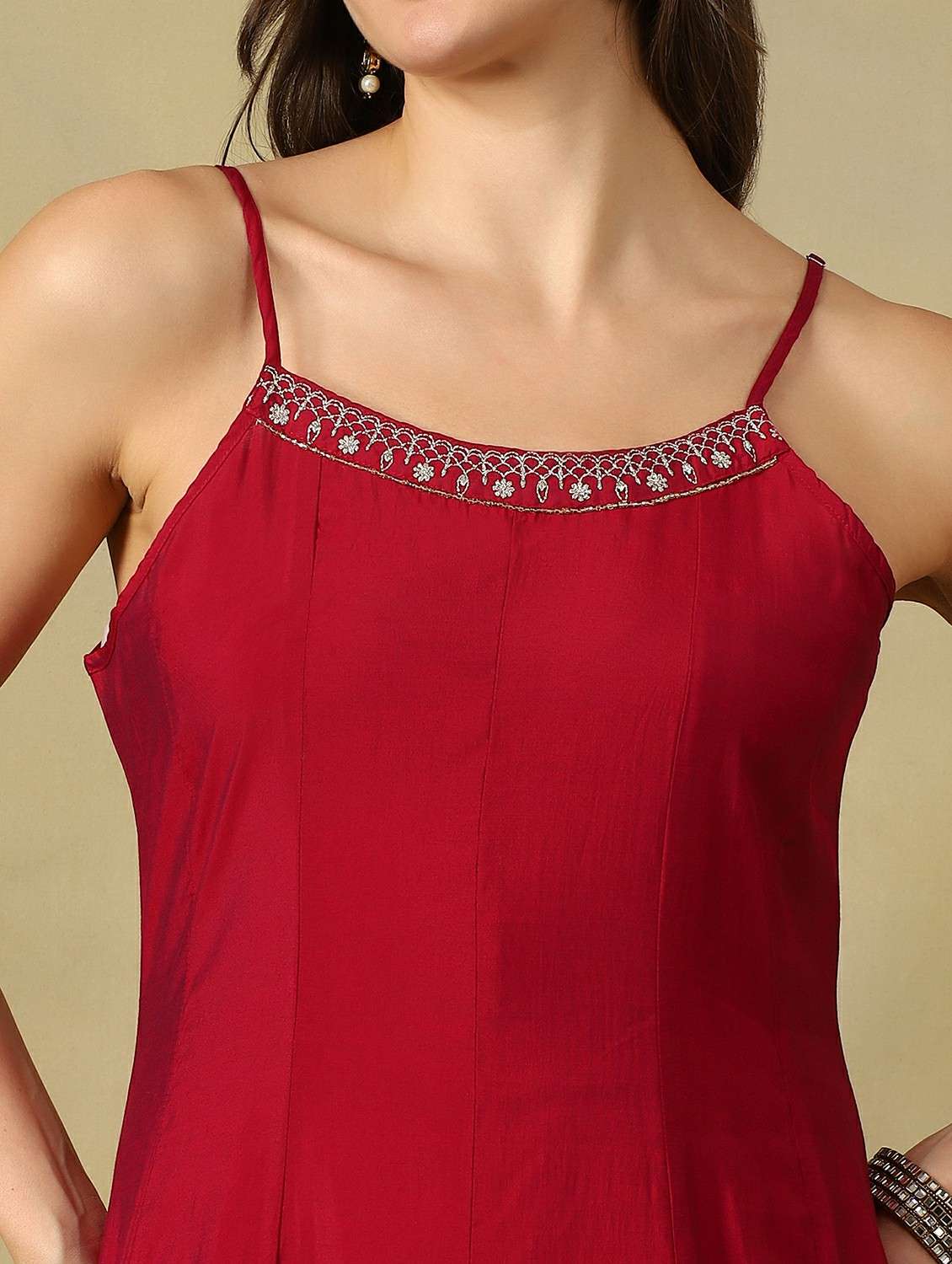 women solid with work sleeveless kurta pant with dupatta set - 22495530 -  Standard Image - 1
